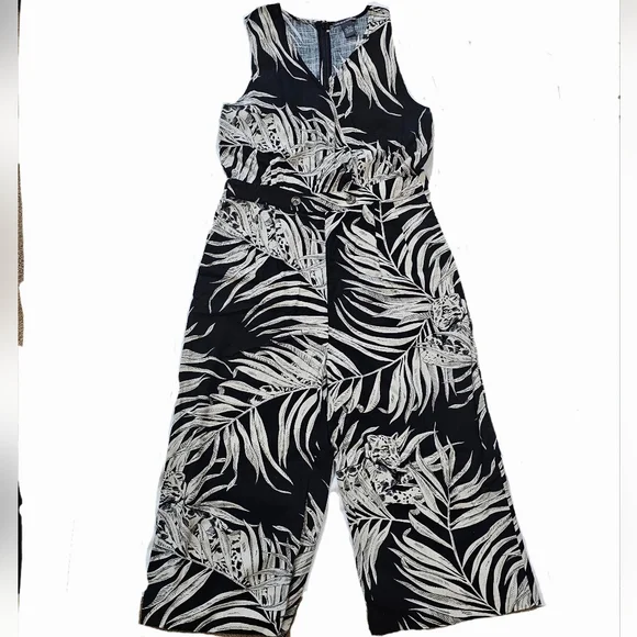Chelsea & Theodore Monochrome Tropical Jumpsuit - Picture 1 of 5